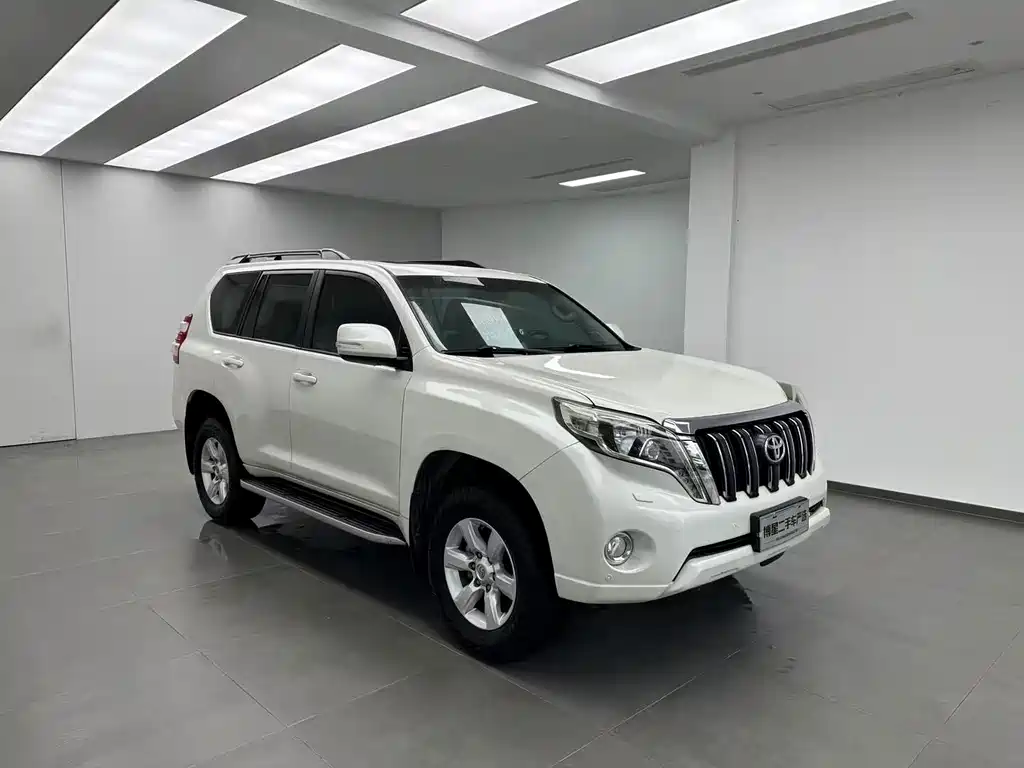 Toyota Prado 2017 — фото 3