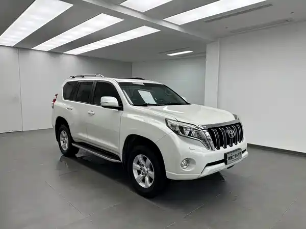 Toyota Prado 2016
