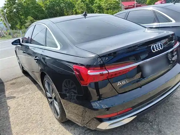 Audi A6L 2025
