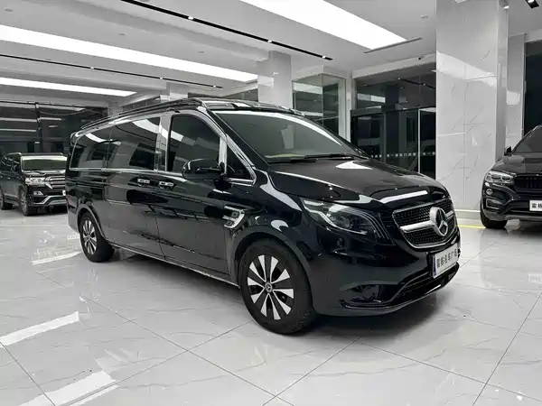 Mercedes-Benz Vito 2024