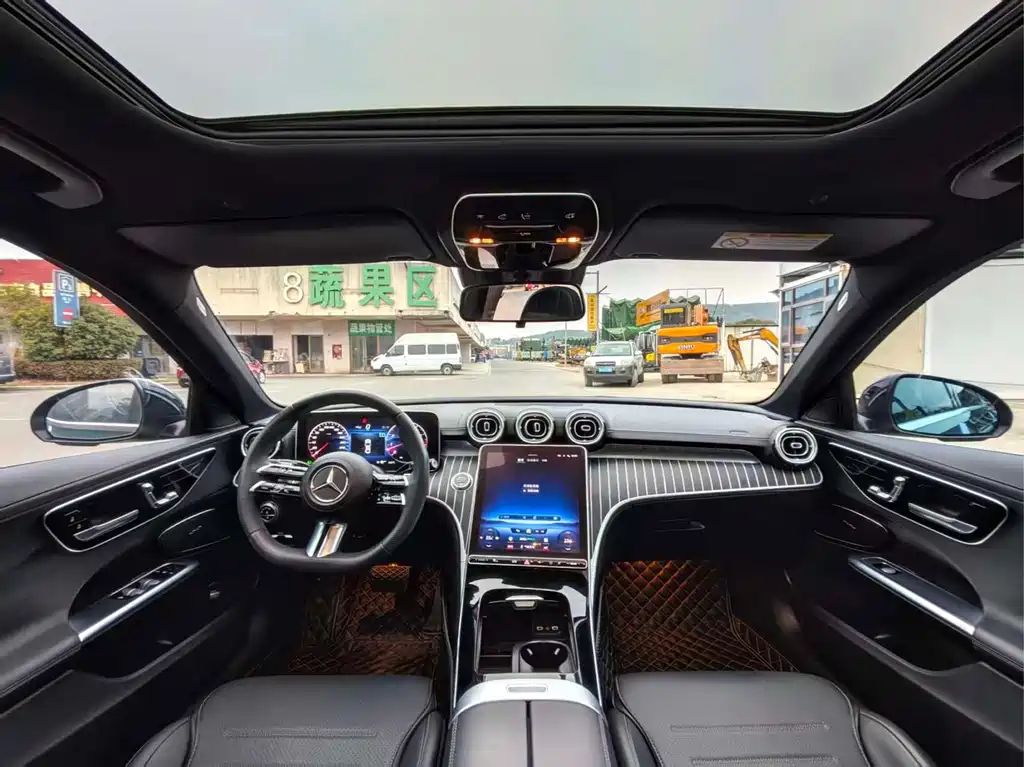 Mercedes-Benz C-Class 2022 — фото 9
