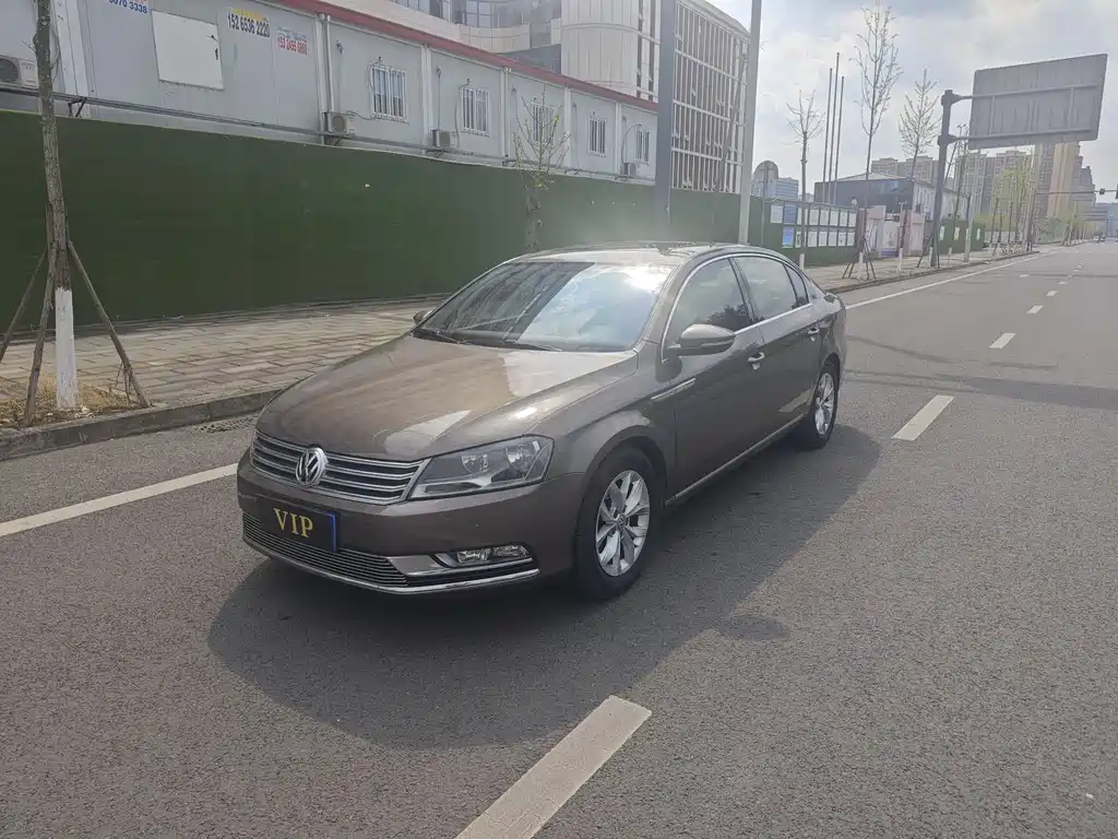 Volkswagen Magotan 2013