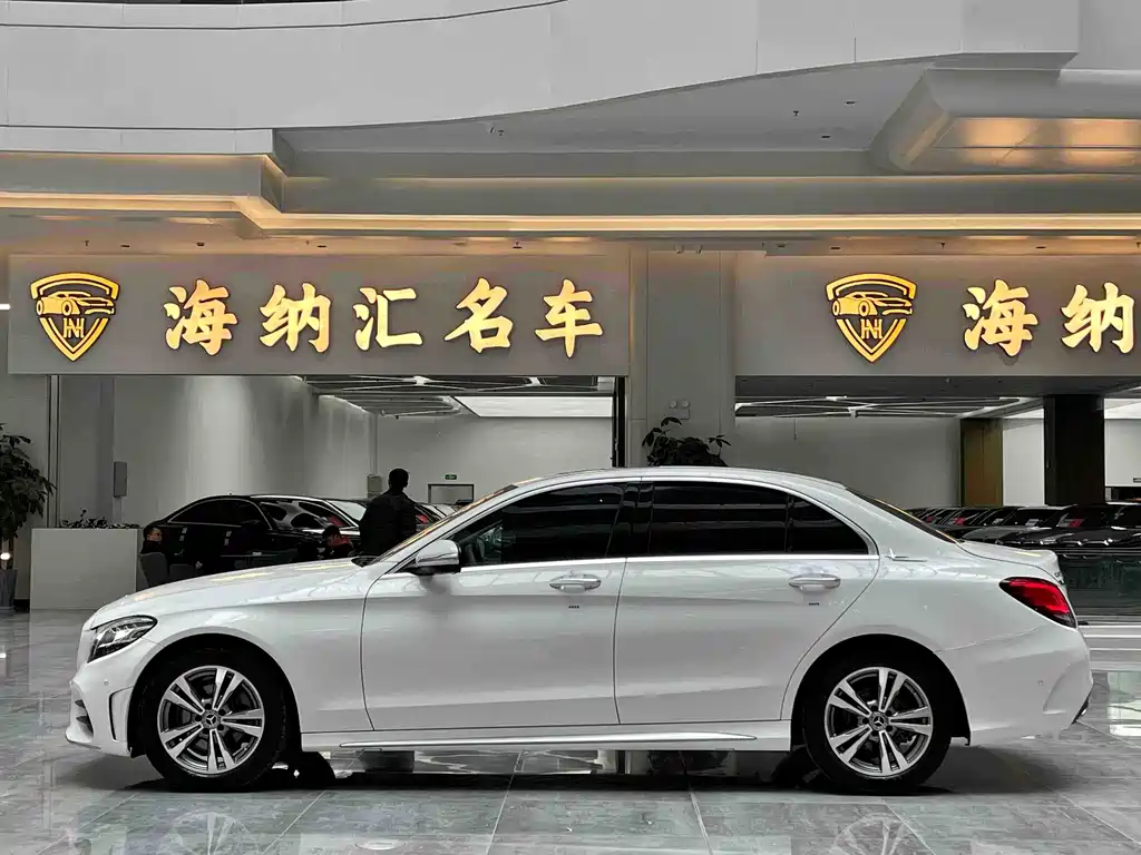 Mercedes-Benz C-Class 2021 — фото 2