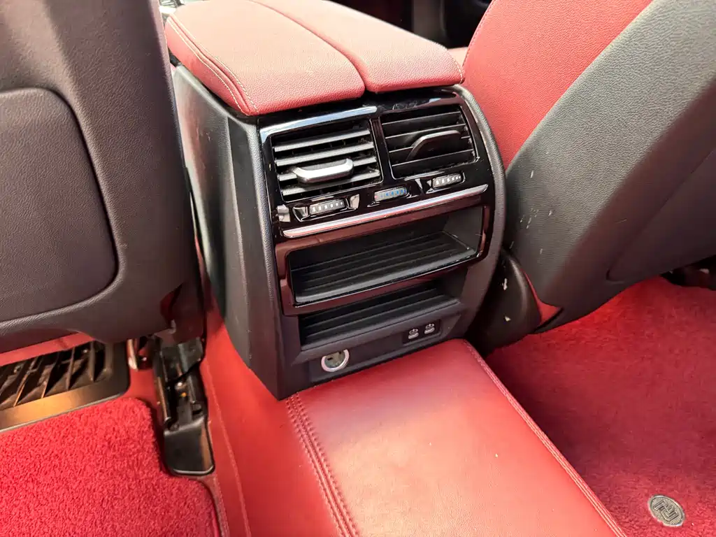 BMW 5 Series 2022 — фото 18