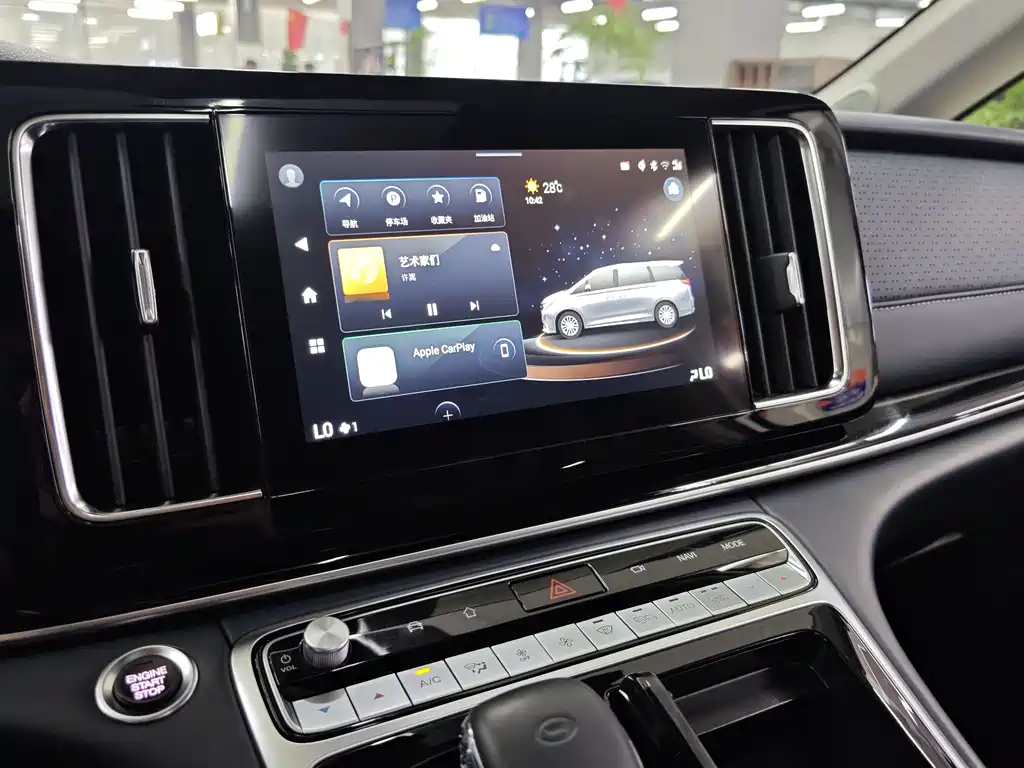 GAC Motor Trumpchi M8 2022 — фото 12