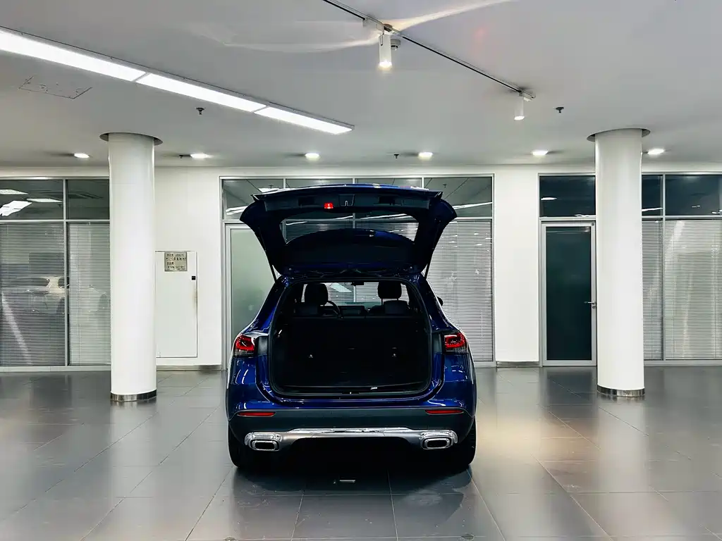 Mercedes-Benz GLA 2024 — фото 6