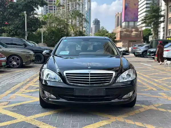 Mercedes-Benz S-Class 2008