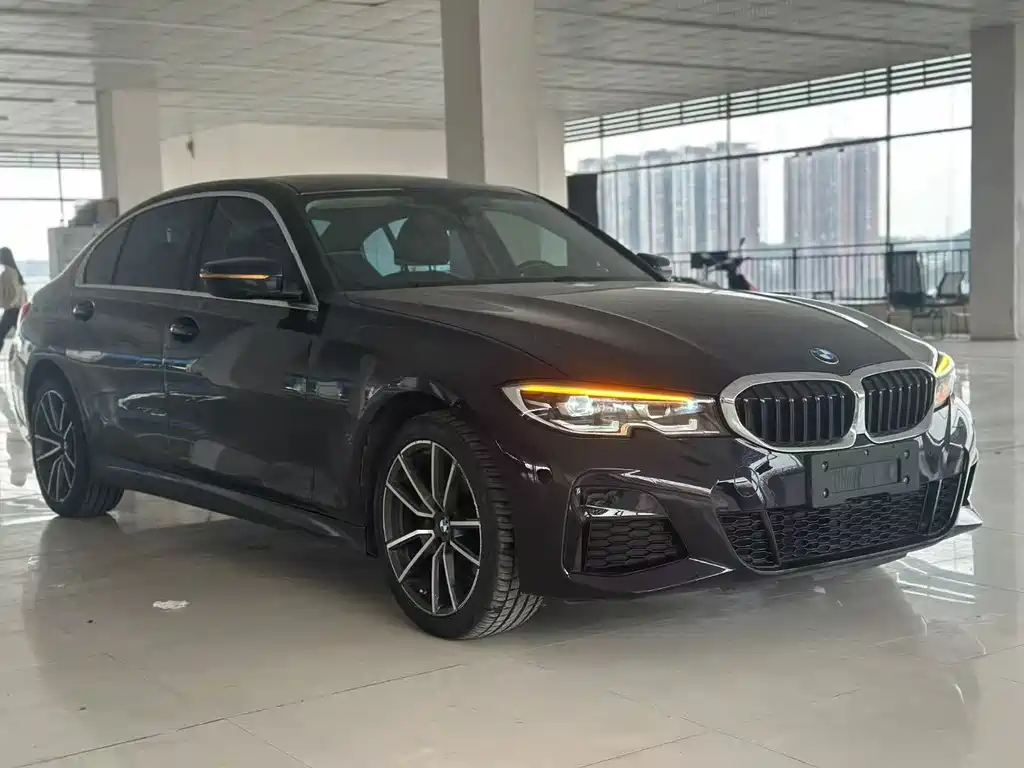 BMW 3 Series 2022