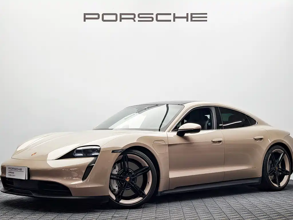 Porsche Taycan 2022 — фото 1