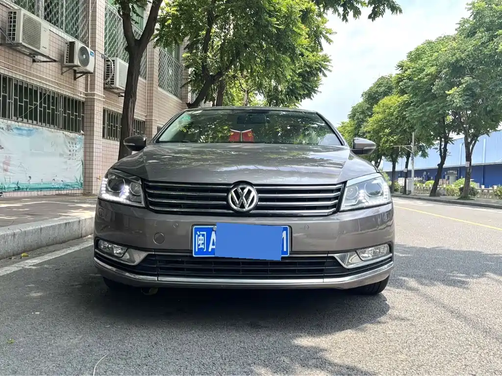 Volkswagen Magotan 2014