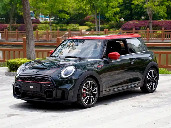 MINI JCW 2023