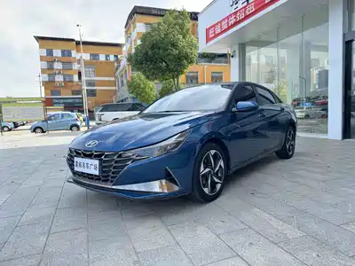 Hyundai Elantra 2023