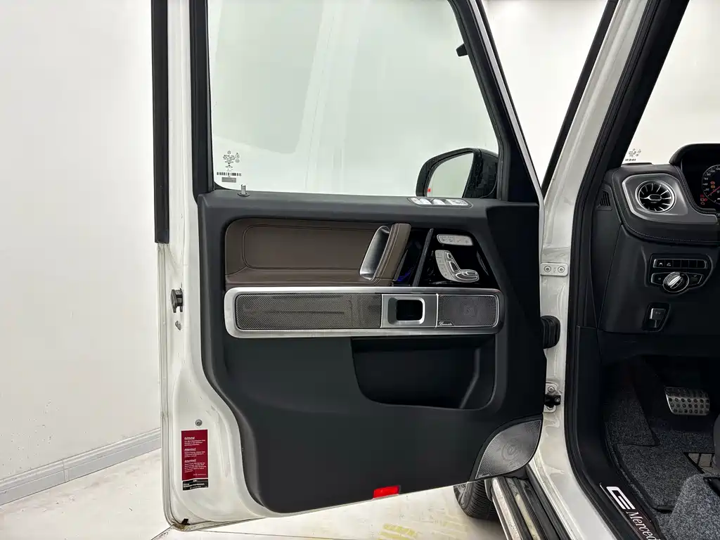 Mercedes-Benz G-Class 2021 — фото 12