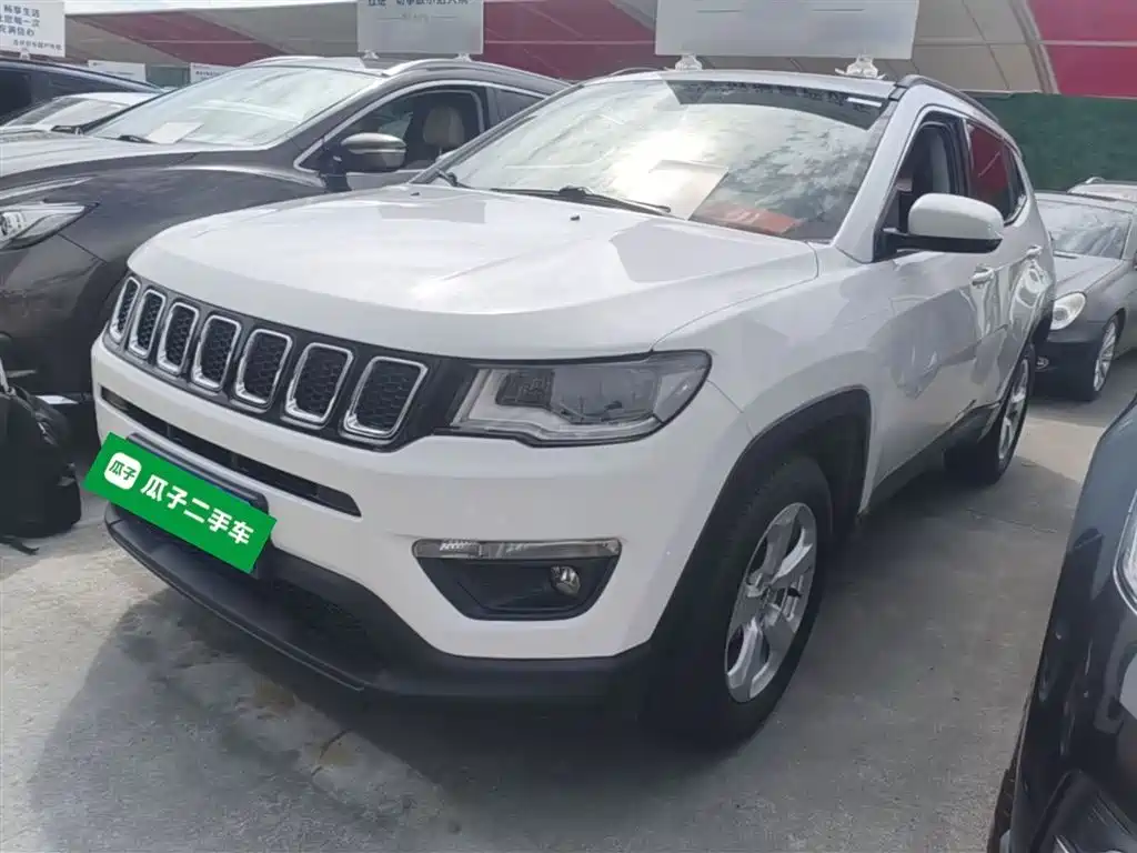 Jeep Compass 2017 — фото 2