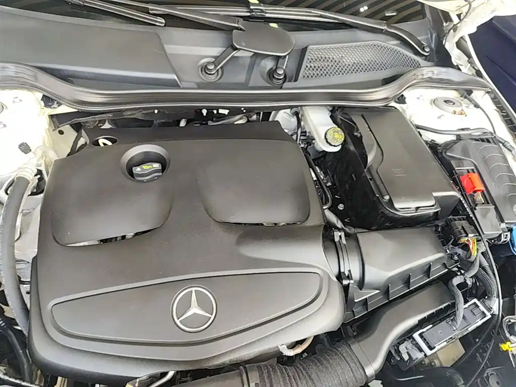 Mercedes-Benz CLA 2017 — фото 20