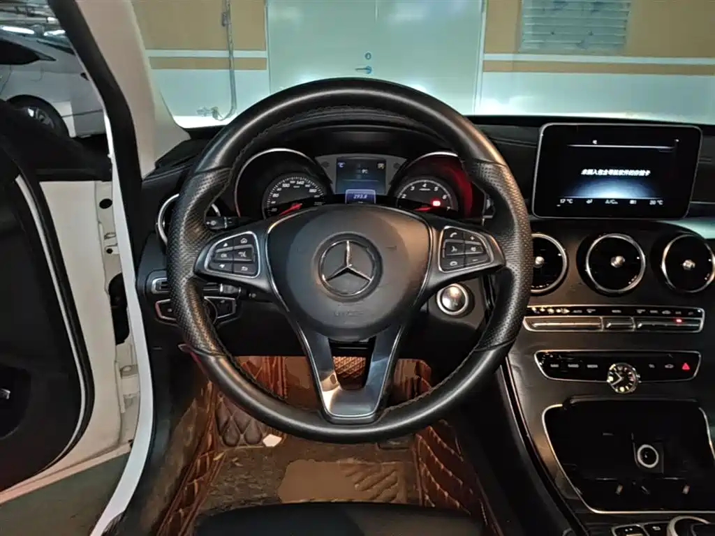 Mercedes-Benz C-Class 2016 — фото 11