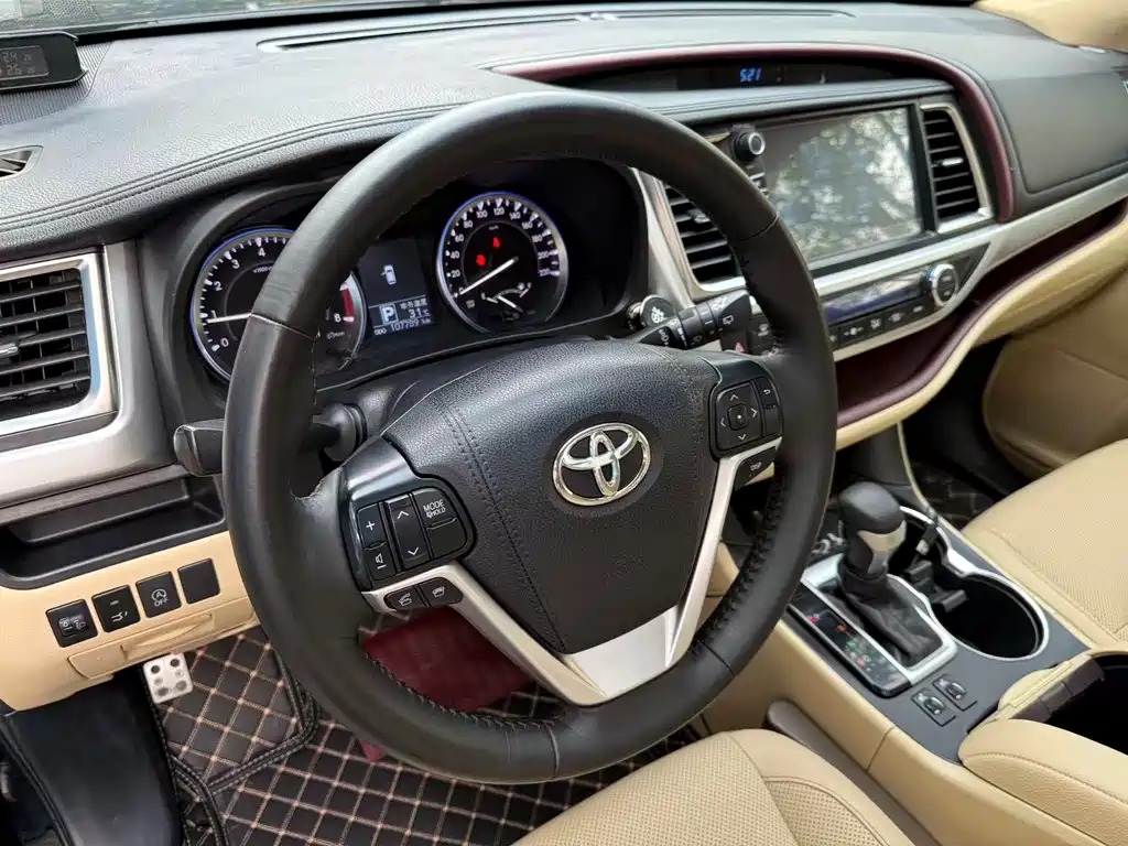 Toyota Highlander 2017 — фото 8