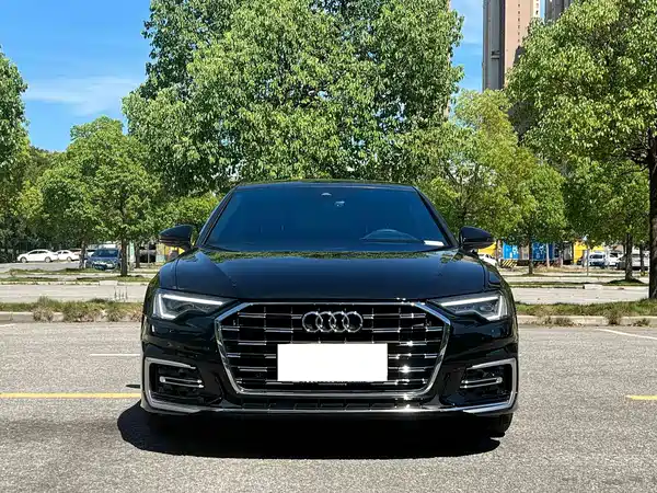 Audi A6L 2025