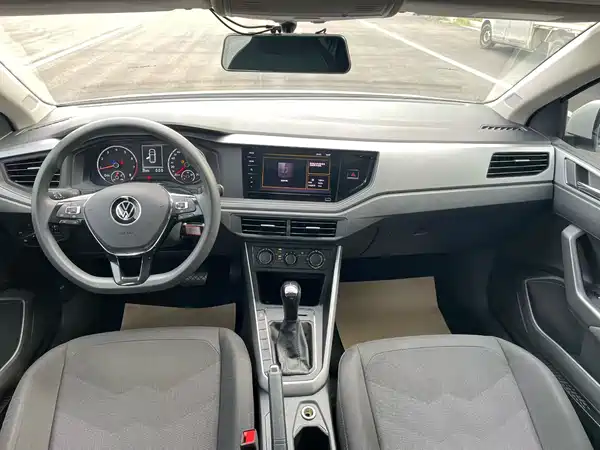 Volkswagen Polo 2022