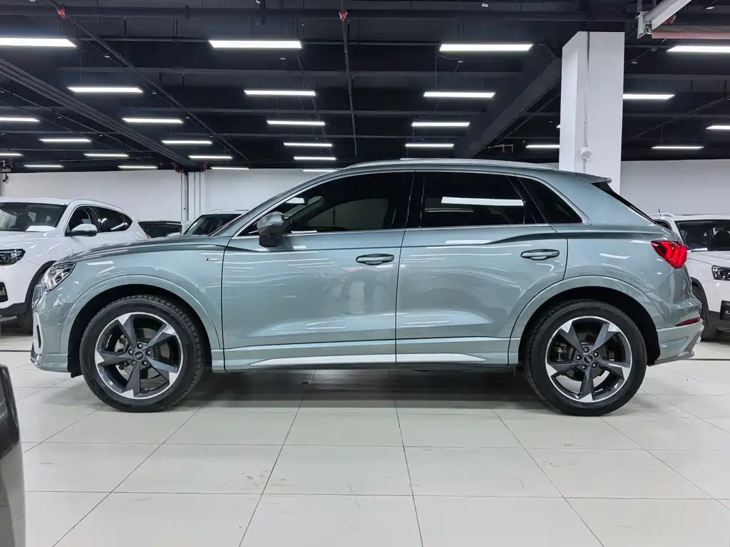 Audi Q3 2022