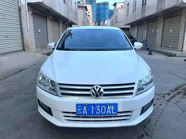 Volkswagen Santana 2014