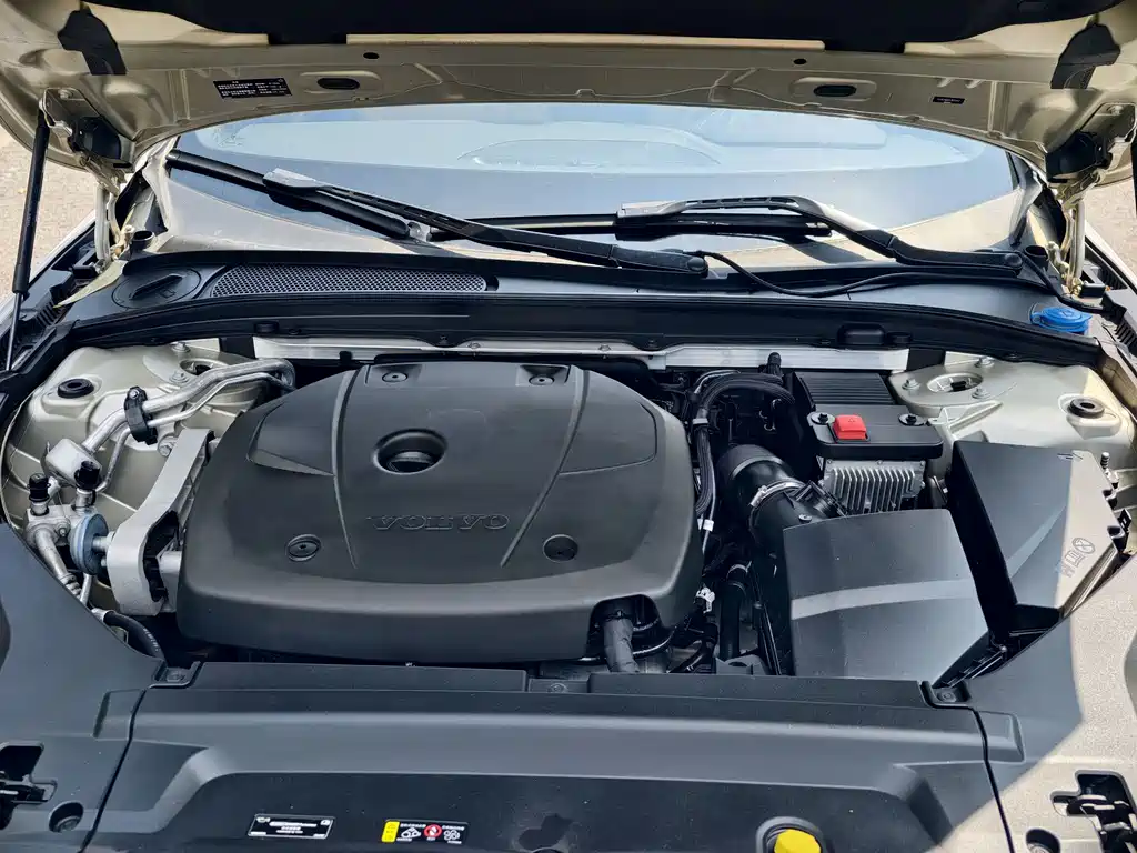 Volvo V90 2019 — фото 13