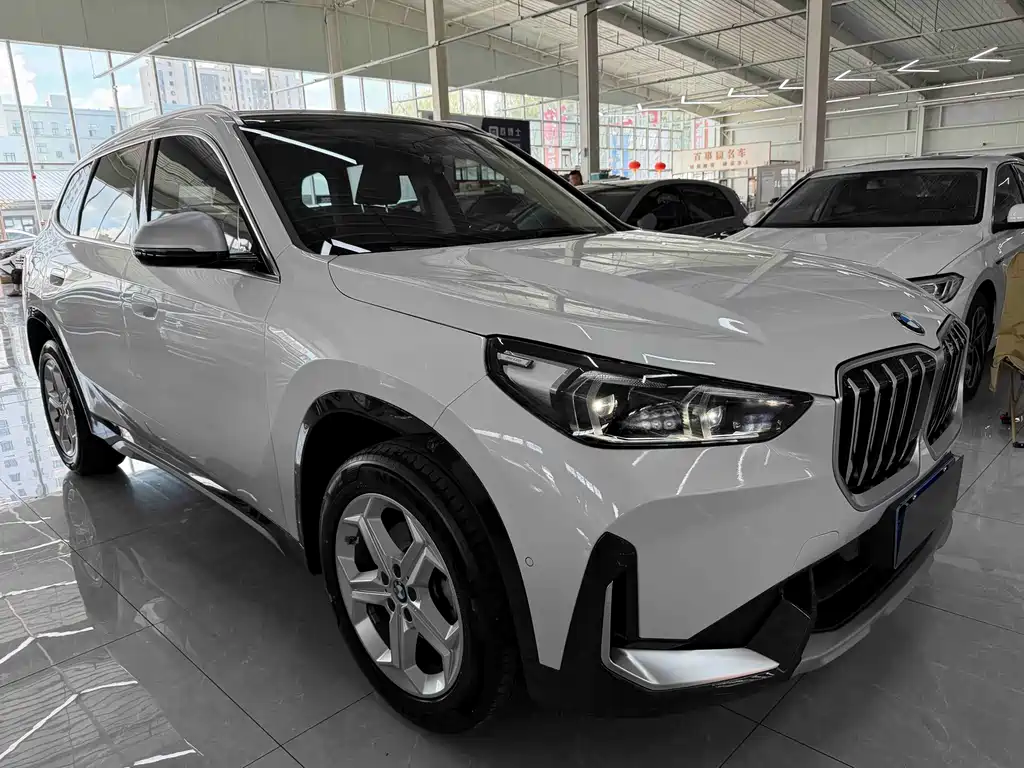 BMW X1 2023 — фото 3