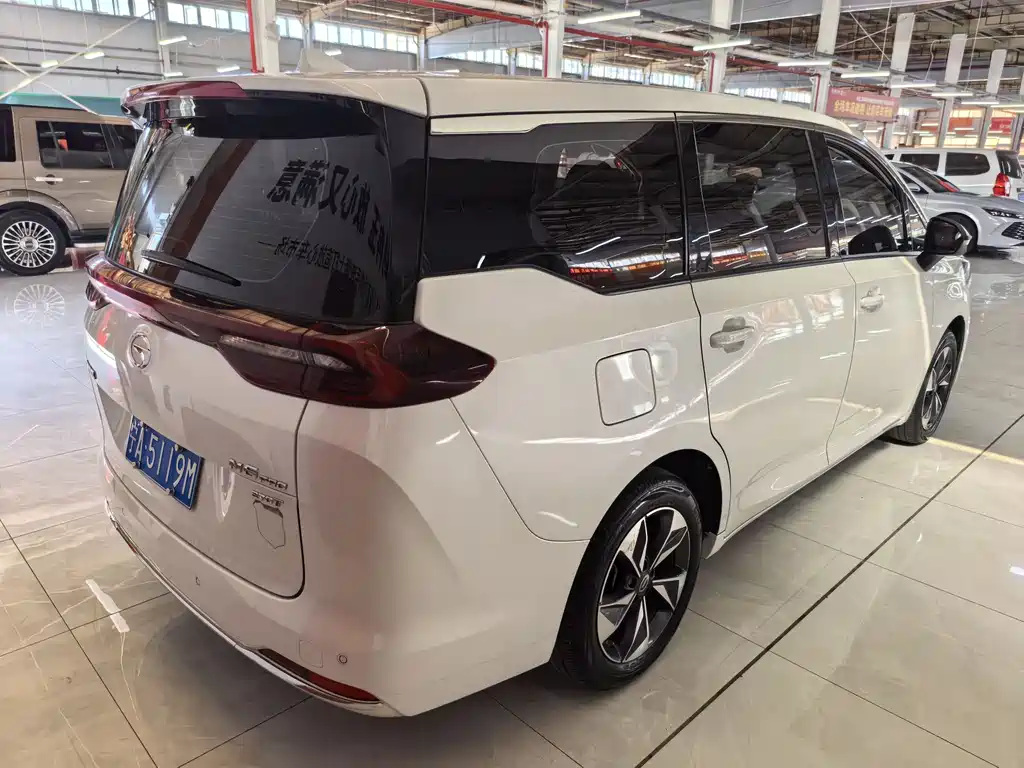 GAC Motor Trumpchi M6 2023 — фото 7