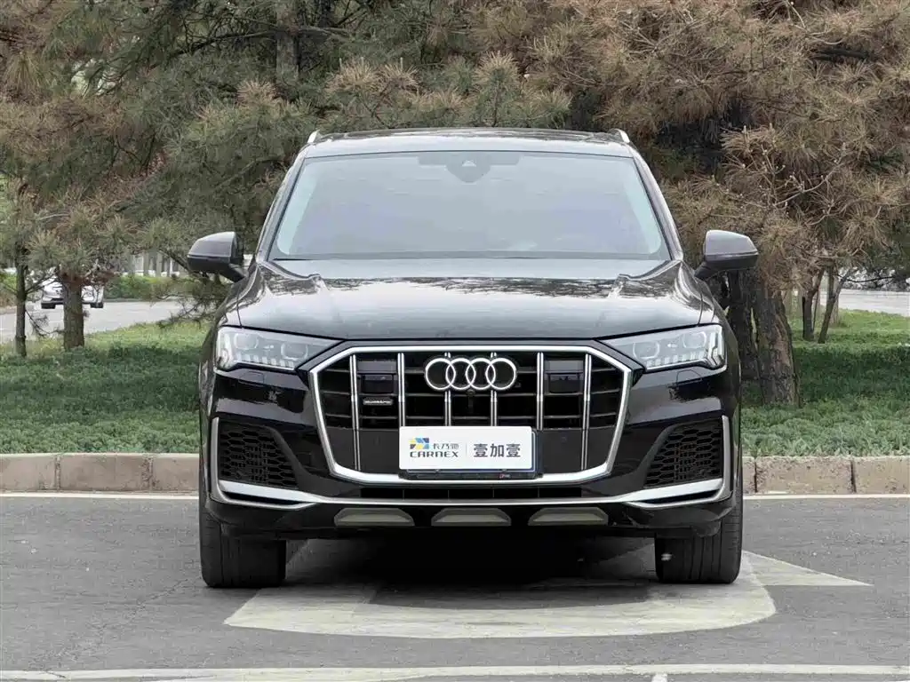 Audi Q7 2023 — фото 2
