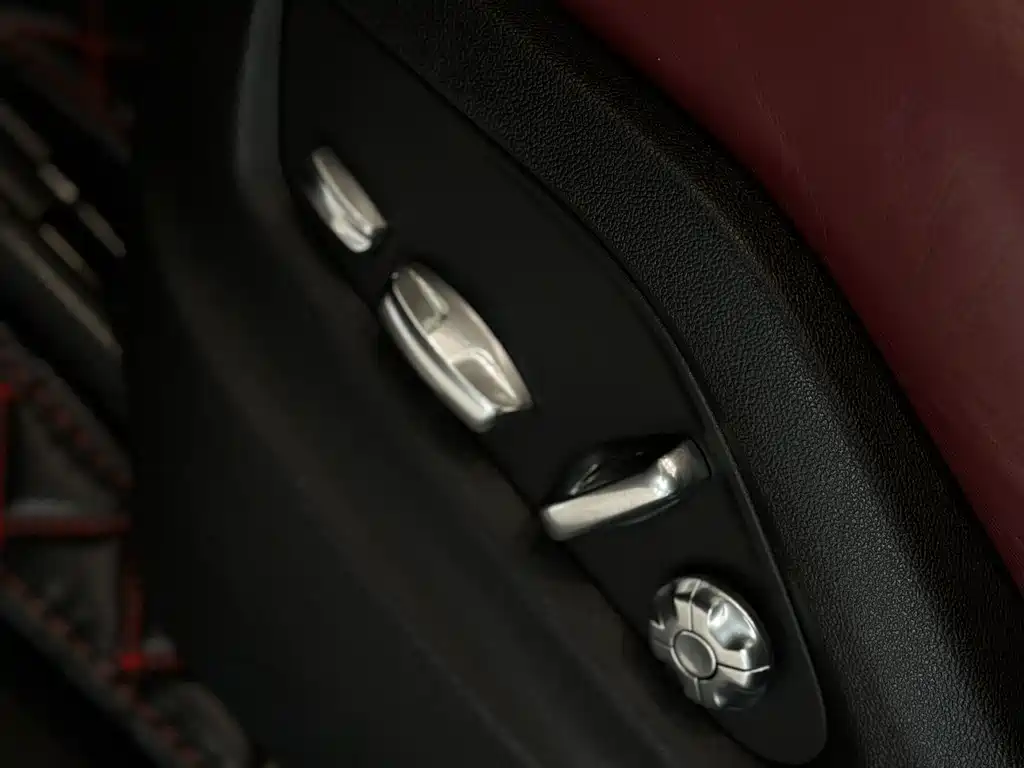 Porsche Cayenne 2021 — фото 16