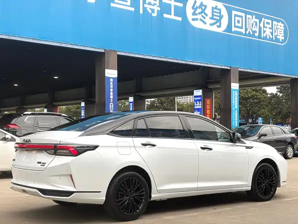 Dongfeng Yixuan MAX 2023
