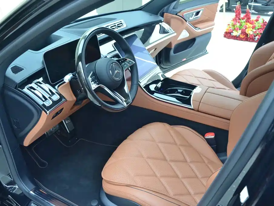 Mercedes-Benz Maybach S-Class 2025