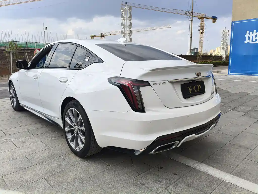 Cadillac CT5 2021 — фото 16