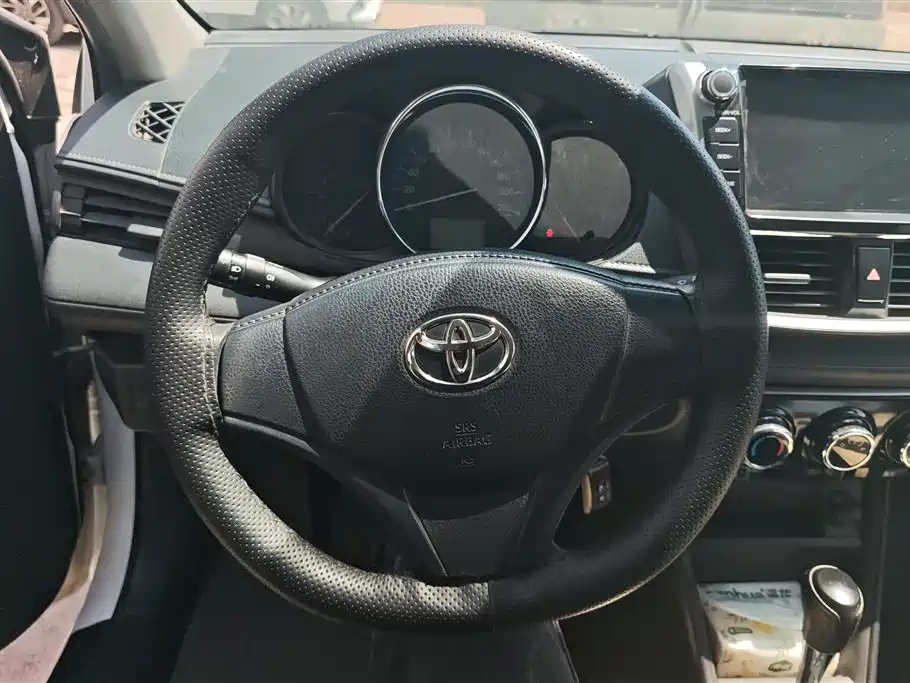 Toyota Vios 2017 — фото 15