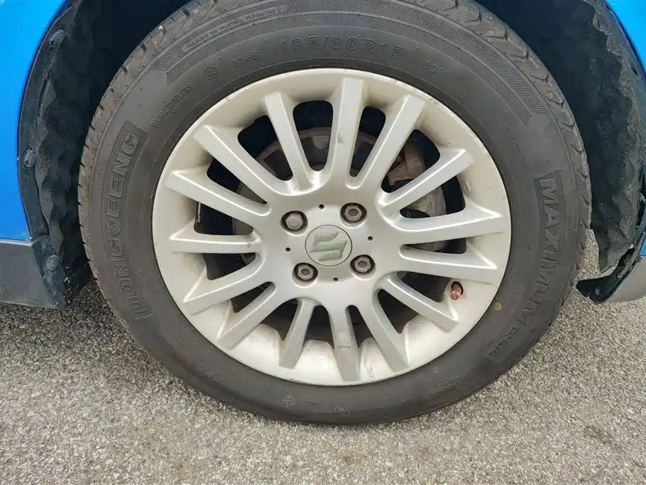 Suzuki Swift 2012