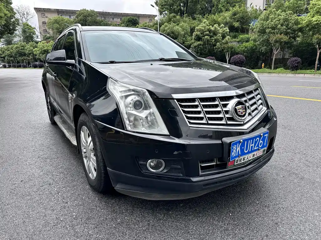 Cadillac SRX 2013 — фото 3