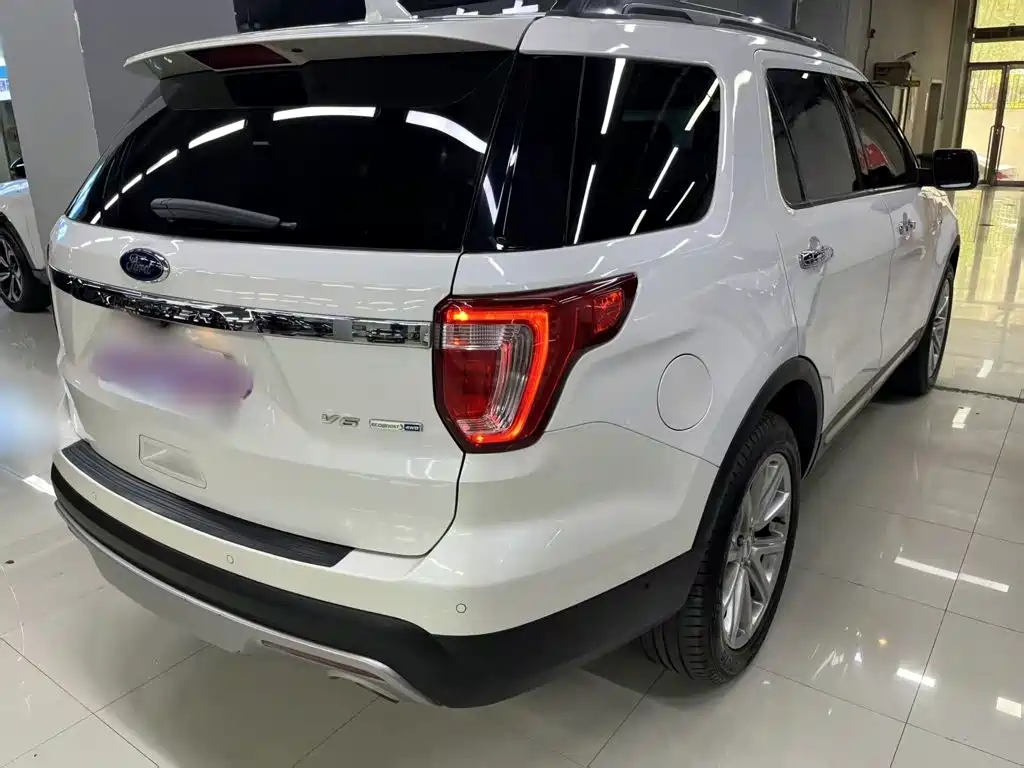 Ford Explorer 2016 — фото 5