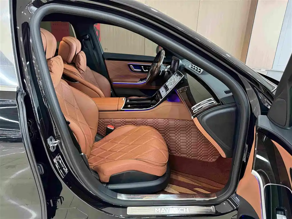 Mercedes-Benz Maybach S-Class 2021 — фото 9
