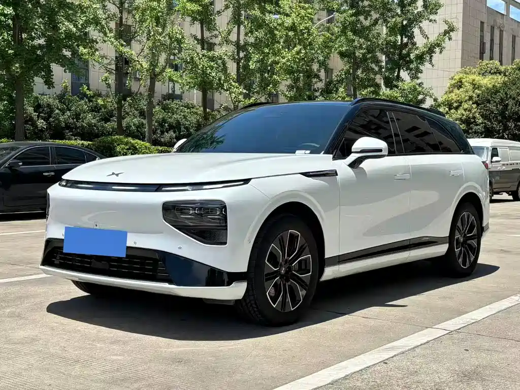 XPeng G9 2025