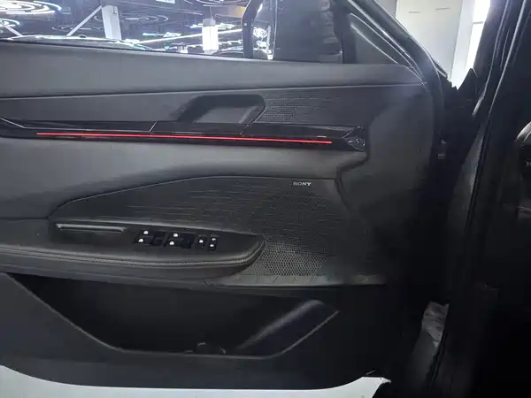 Changan UNI-V 2024