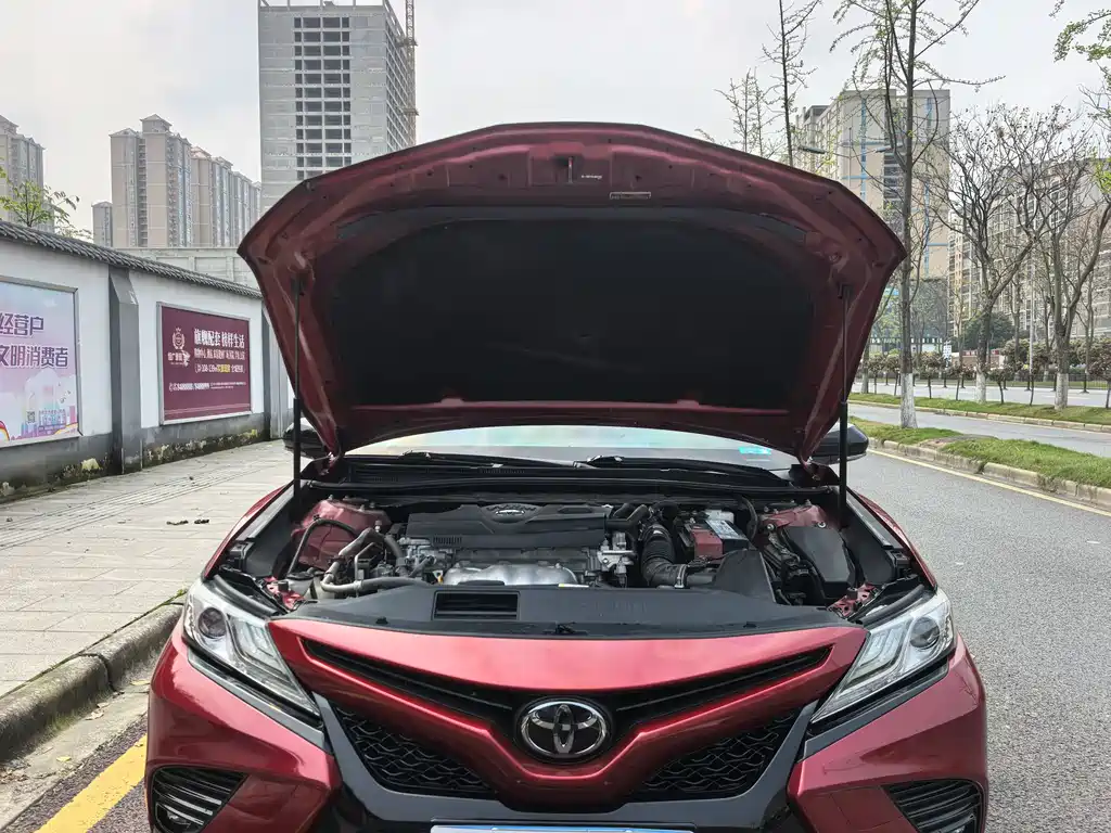 Toyota Camry 2019 — фото 17