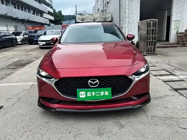 Mazda 3 Axela 2023