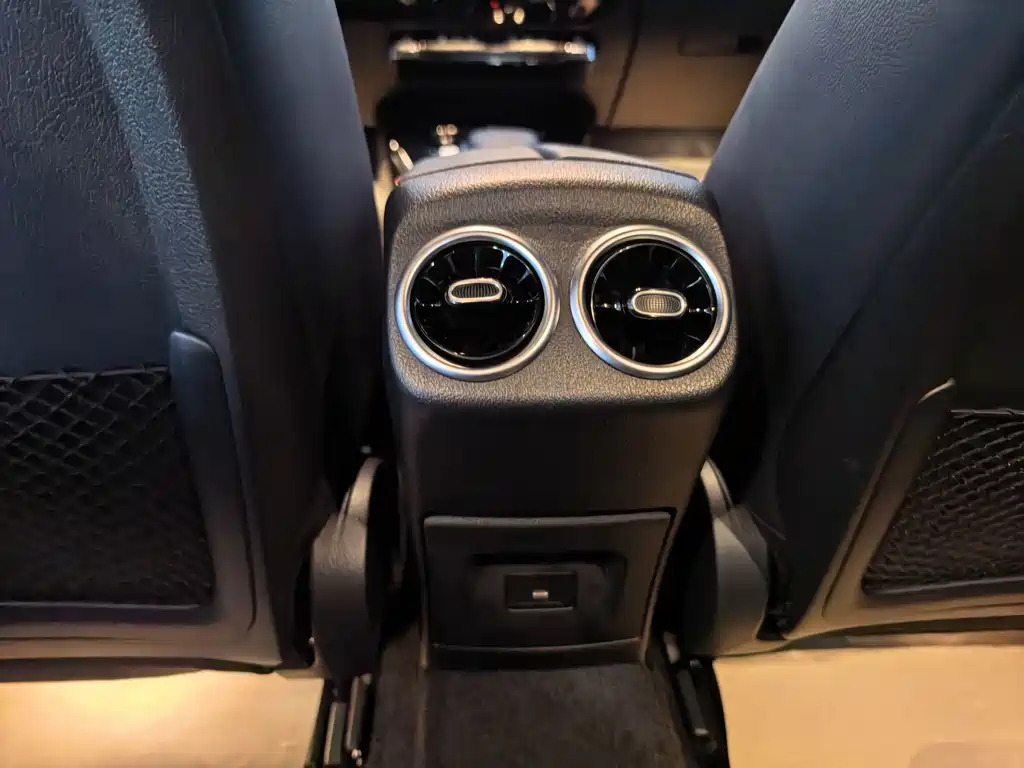 Mercedes-Benz A-Class 2024 — фото 10