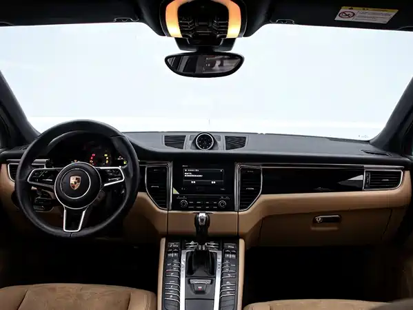 Porsche Macan 2016
