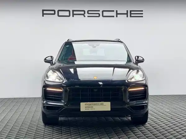 Porsche Cayenne 2022