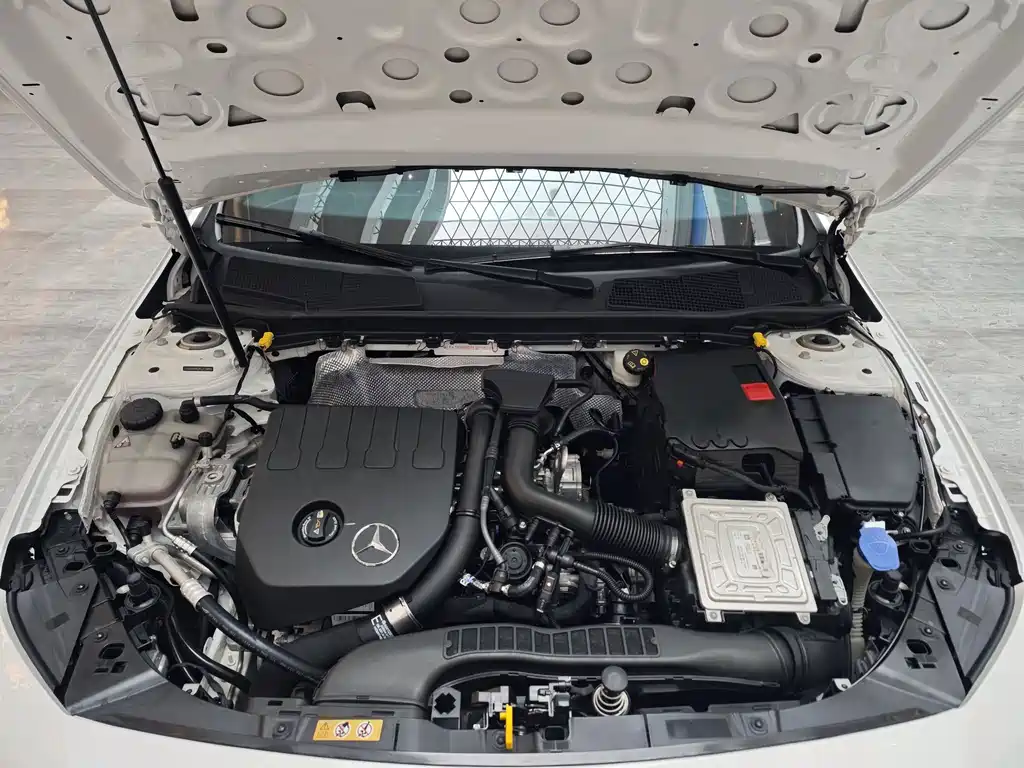 Mercedes-Benz A-Class 2023 — фото 12
