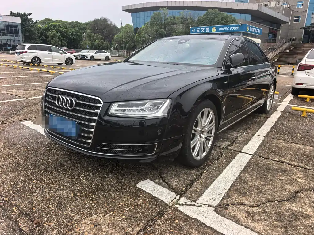 Audi A8 2015
