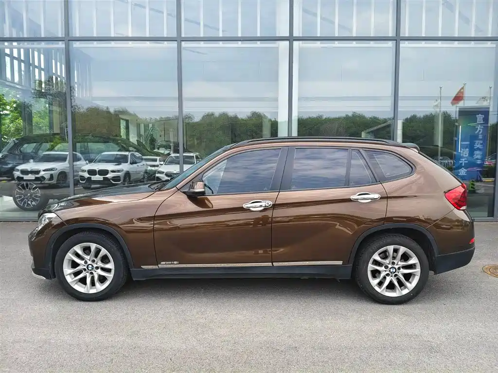 BMW X1 2015 — фото 3