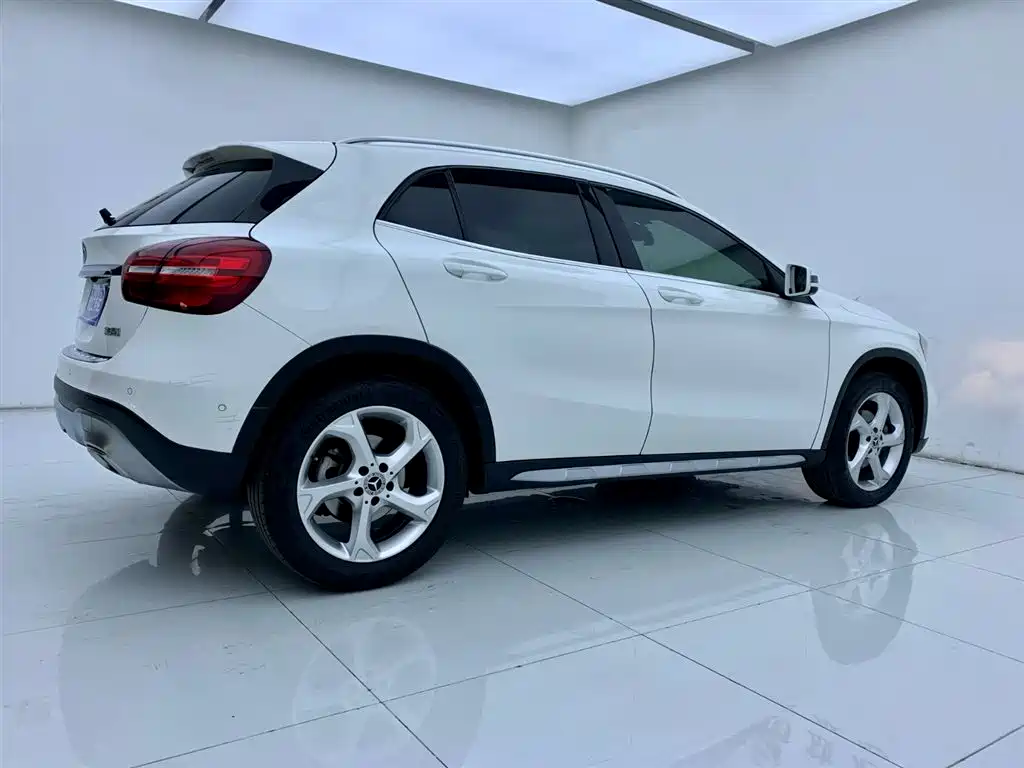 Mercedes-Benz GLA 2019 — фото 5