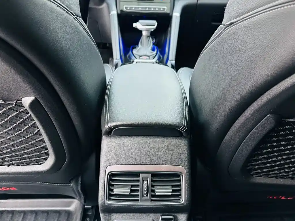 Renault Koleos 2018 — фото 19